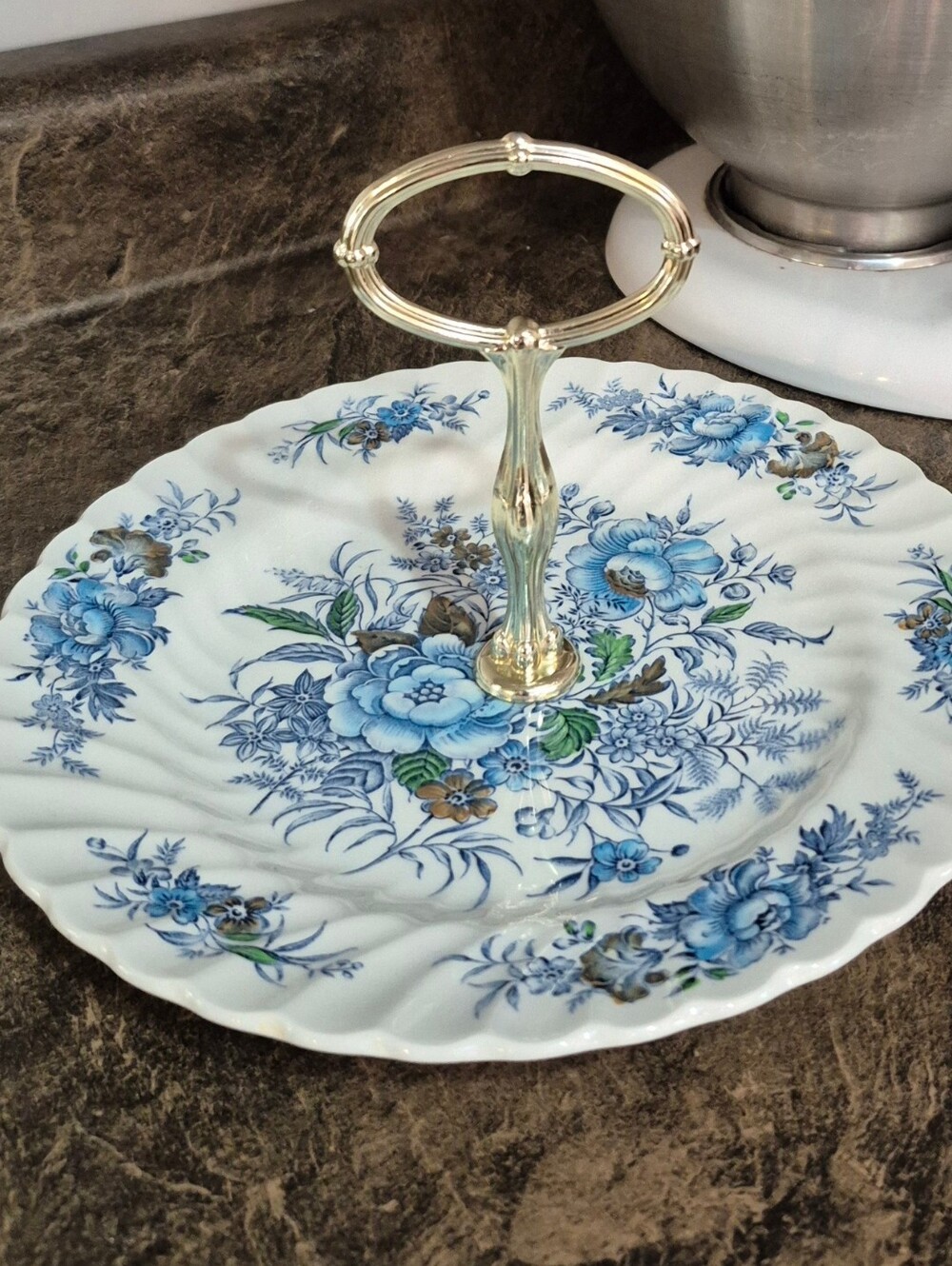Mint Vintage British Anchor Blue Cluster Cake Stand - Single Tier Floral Dessert